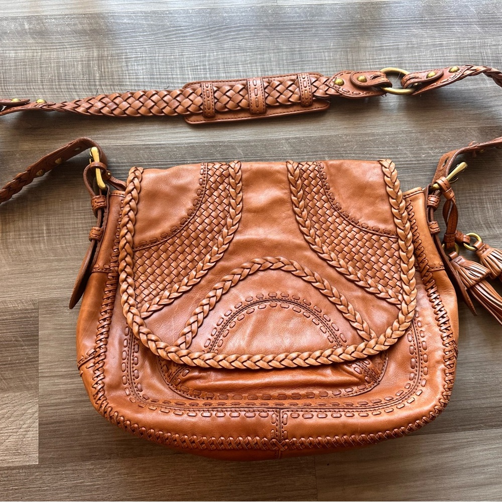 Artisanal Tan Leather Crossbody Bag with Braided Detail